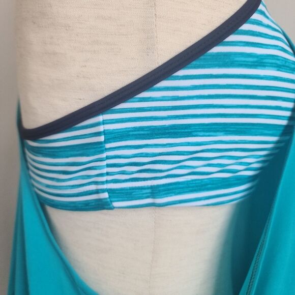 NIKE WORKOUT WOMAN'S TOP - Picture 5 of 13